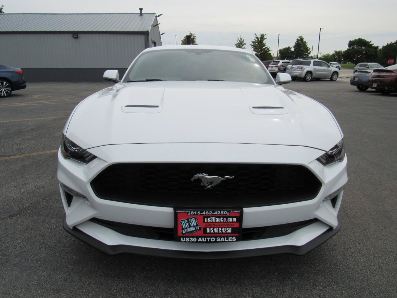Used 2020 Ford Mustang Coupe RWD image 9