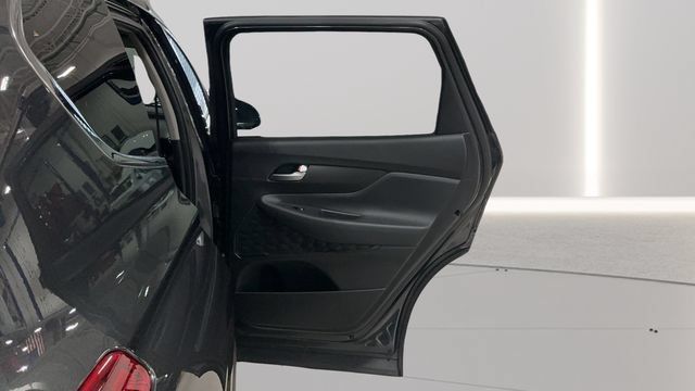 Used 2023 Hyundai Santa Fe SEL AWD/4WD image 35