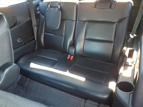 Used 2020 Ford Explorer XLT w/ Equipment Group 202A image 23