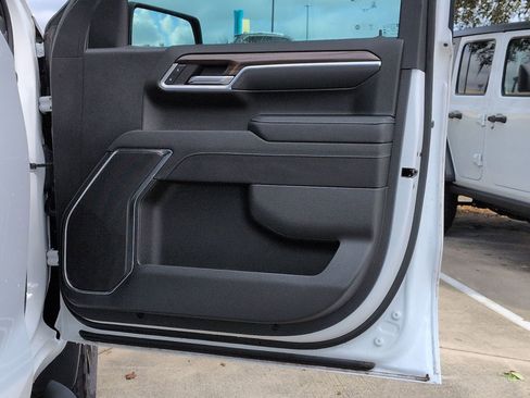 Used 2023 Chevrolet Silverado 1500 RST w/ Rally Edition image 20