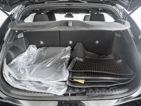 Used 2024 Toyota Corolla SE image 9