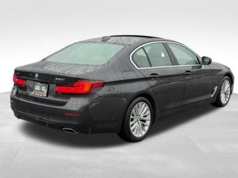 Used 2021 BMW 530i xDrive w/ Premium Package AWD/4WD image 6