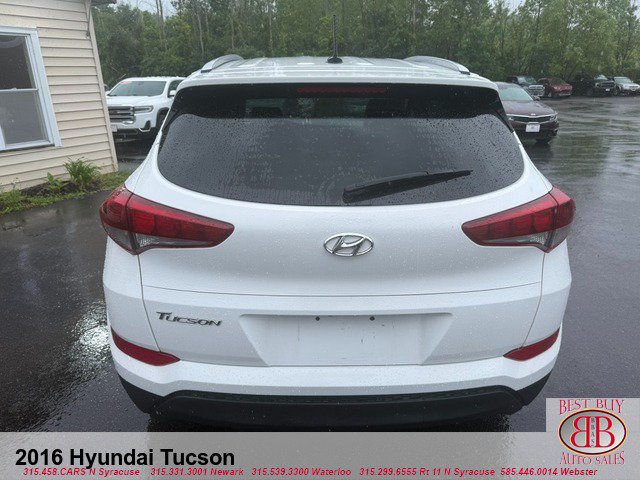Used 2016 Hyundai Tucson SE w/ Option Group 02 FWD image 4