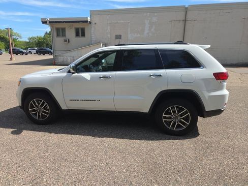 Used 2022 Jeep Grand Cherokee Limited AWD/4WD image 4