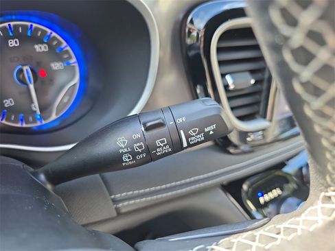 New 2026 Chrysler Pacifica Select image 25