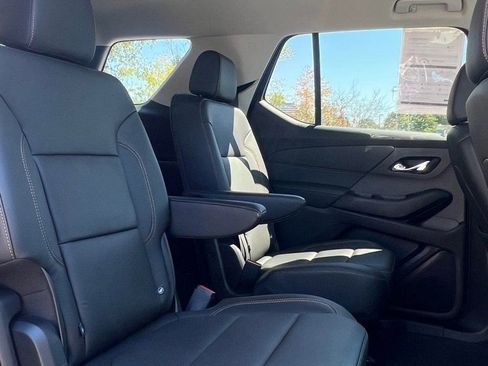 Used 2021 Chevrolet Traverse LT w/ LPO, Cargo Package image 14