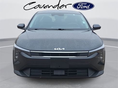 Used 2025 Kia K4 LXS image 2