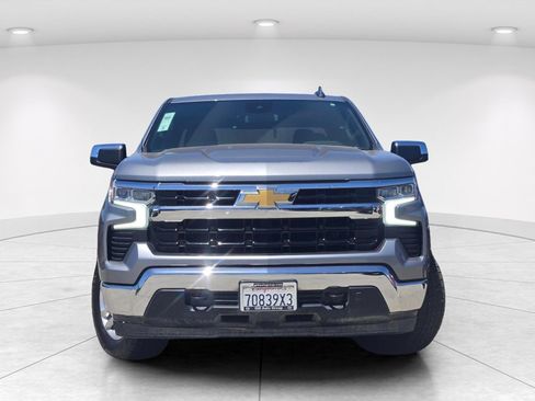 Used 2023 Chevrolet Silverado 1500 LT w/ Z71 Off-Road Package AWD/4WD image 2
