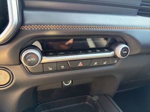 Used 2026 MAZDA CX-50 AWD 2.5 S w/ Weather Package image 15