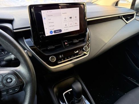 Used 2024 Toyota Corolla LE image 25