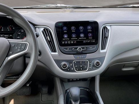 Used 2023 Chevrolet Malibu LT image 9