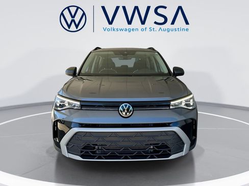 Used 2025 Volkswagen Taos S FWD image 3