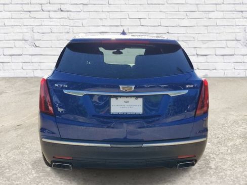Certified 2023 Cadillac XT5 Luxury FWD image 3