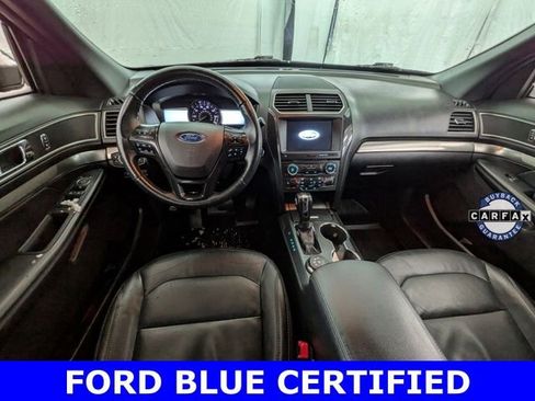 Certified 2018 Ford Explorer XLT w/ Equipment Group 202A image 11