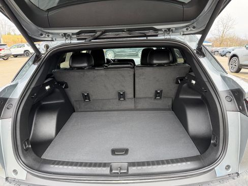 Used 2024 Chevrolet Blazer EV LT image 13