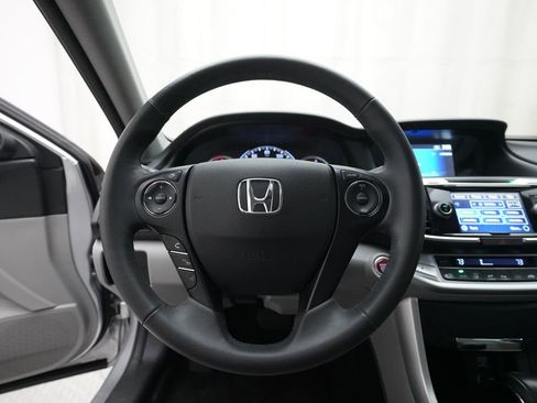 Used 2015 Honda Accord EX-L image 4