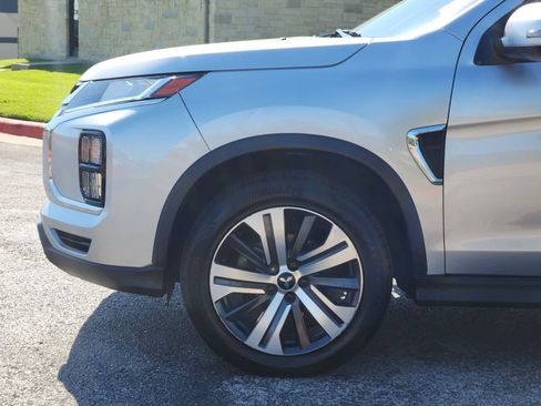 Used 2022 Mitsubishi Outlander Sport SE FWD image 8