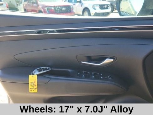 Used 2024 Hyundai Tucson SEL FWD image 14