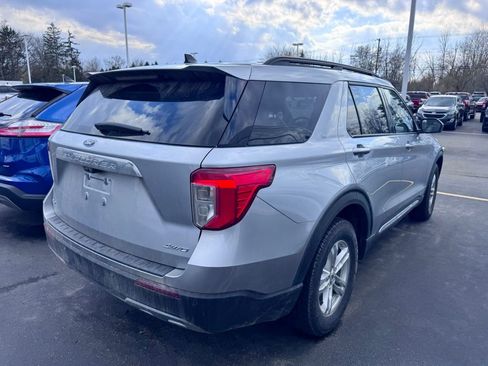 Used 2023 Ford Explorer XLT w/ Equipment Group 202A image 4