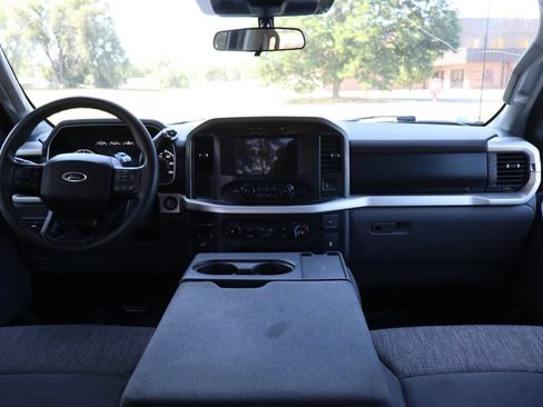 Used 2021 Ford F150 XLT AWD/4WD image 16