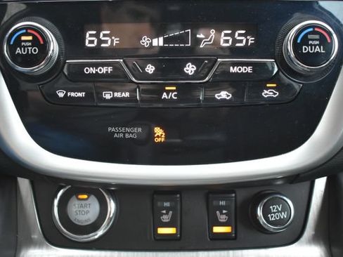 Used 2017 Nissan Murano S FWD image 25