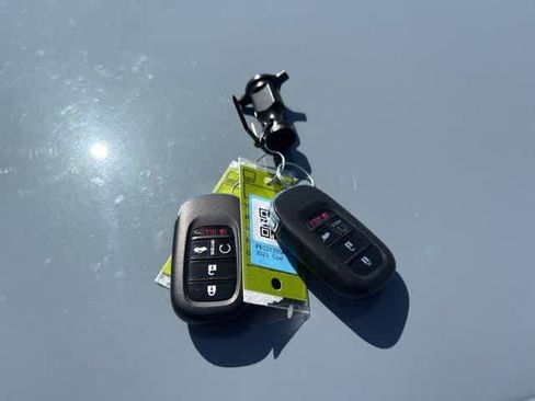 Used 2023 Honda Civic Sport image 26