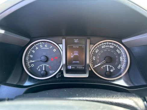 Certified 2019 Toyota Tacoma SR5 w/ SR5 Appearance Package (SM) image 27