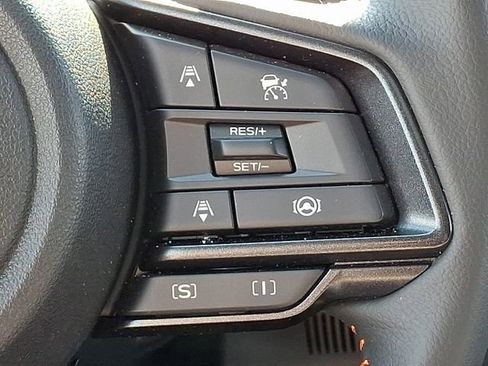 Certified 2025 Subaru Crosstrek 2.5i Limited image 24