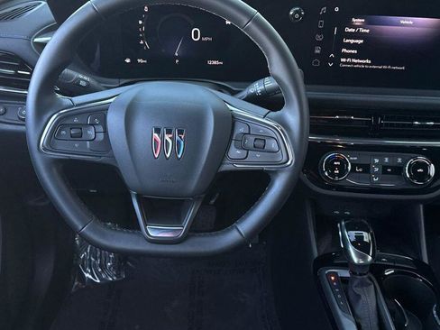 Used 2025 Buick Envista Sport Touring w/ Convenience II Package image 14