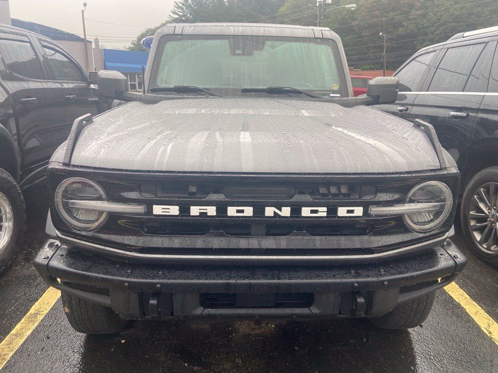 Used 2023 Ford Bronco Outer Banks AWD/4WD image 6