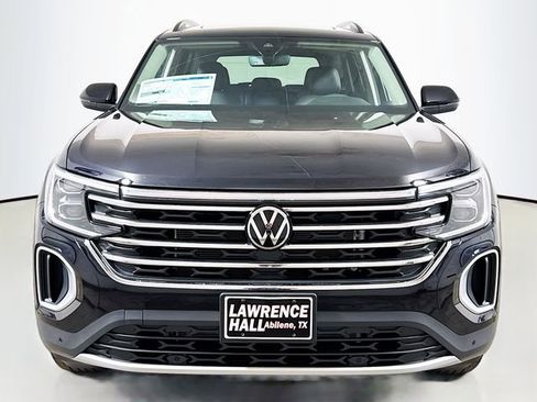 New 2026 Volkswagen Atlas SE image 2