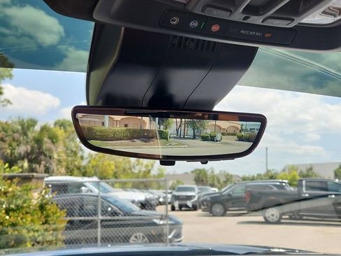 Certified 2024 GMC Sierra 1500 Denali Ultimate AWD/4WD image 30