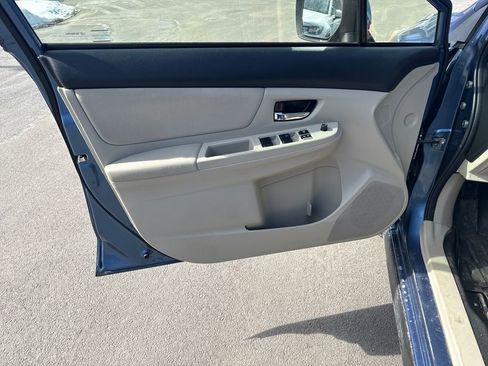 Used 2014 Subaru Crosstrek 2.0i Premium image 10