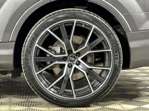 Used 2022 Audi Q7 3.0T Prestige w/ Prestige Package image 26