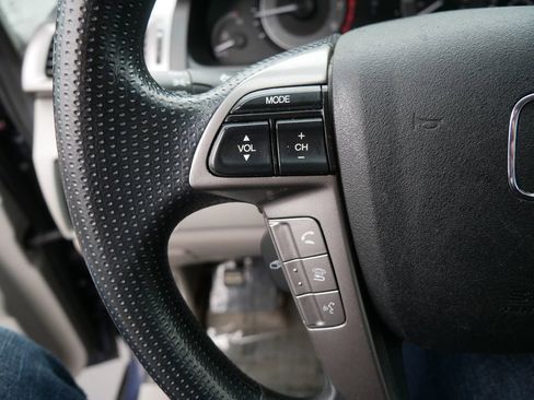 Used 2016 Honda Odyssey SE image 25