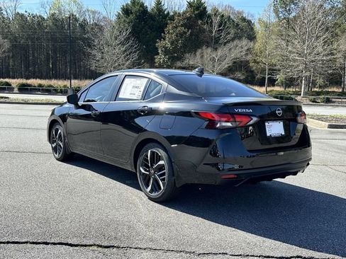 New 2025 Nissan Versa SR image 6