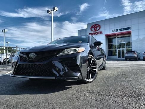 Used 2019 Toyota Camry XSE FWD image 4