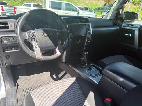 Used 2021 Toyota 4Runner SR5 AWD/4WD image 19