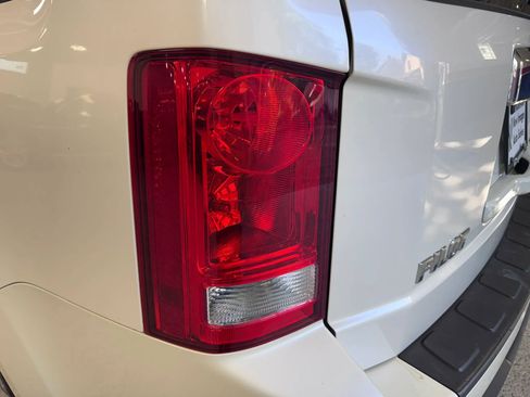 Used 2013 Honda Pilot Touring image 12