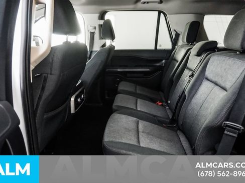 Used 2024 Ford Expedition XLT RWD image 20