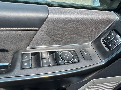 Used 2023 Ford F350 Platinum AWD/4WD image 27