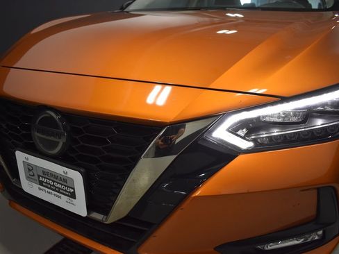 Used 2023 Nissan Sentra SR w/ SR Premium Package FWD image 10