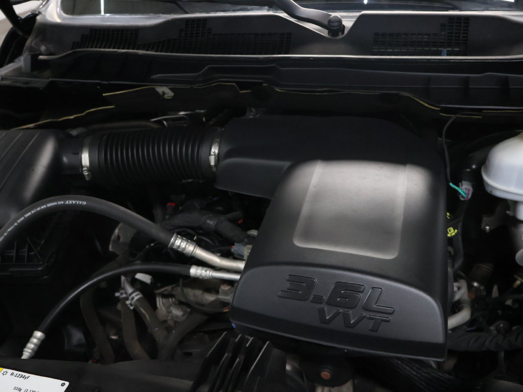 Used 2023 RAM 1500 Classic SLT w/ Trailer & Traction Group AWD/4WD image 26