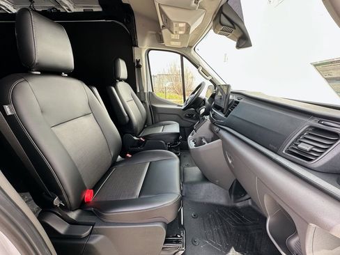 New 2026 Ford Transit 350 148 Medium Roof w/ Load Area Protection Package RWD image 16