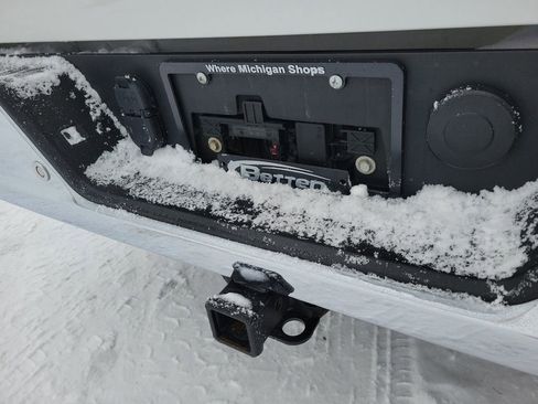 Certified 2021 Chevrolet Silverado 1500 LTZ w/ LTZ Convenience Package II image 8