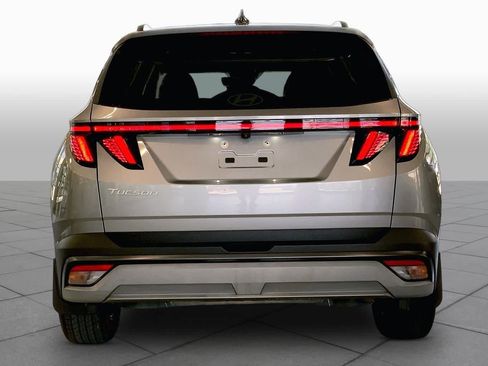 Certified 2025 Hyundai Tucson SEL FWD image 5