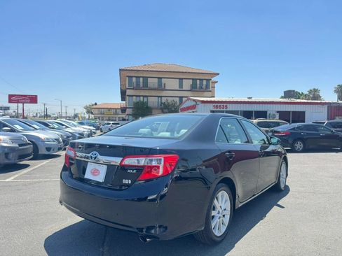 Used 2013 Toyota Camry XLE w/ Convenience Pkg FWD image 6