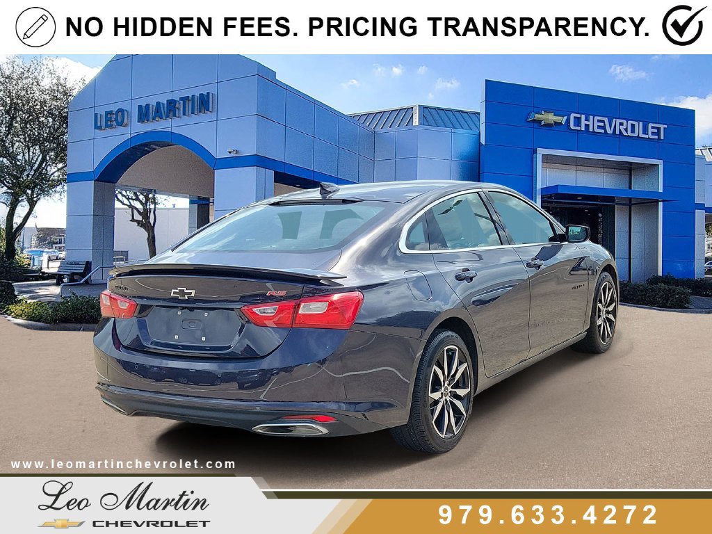 Used 2025 Chevrolet Malibu RS FWD image 3