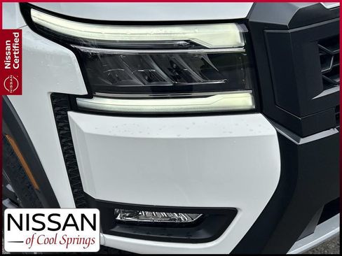 Certified 2025 Nissan Frontier PRO-4X AWD/4WD image 10