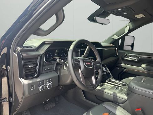 Used 2024 GMC Sierra 2500 AT4 w/ AT4 Premium Plus Package AWD/4WD image 29